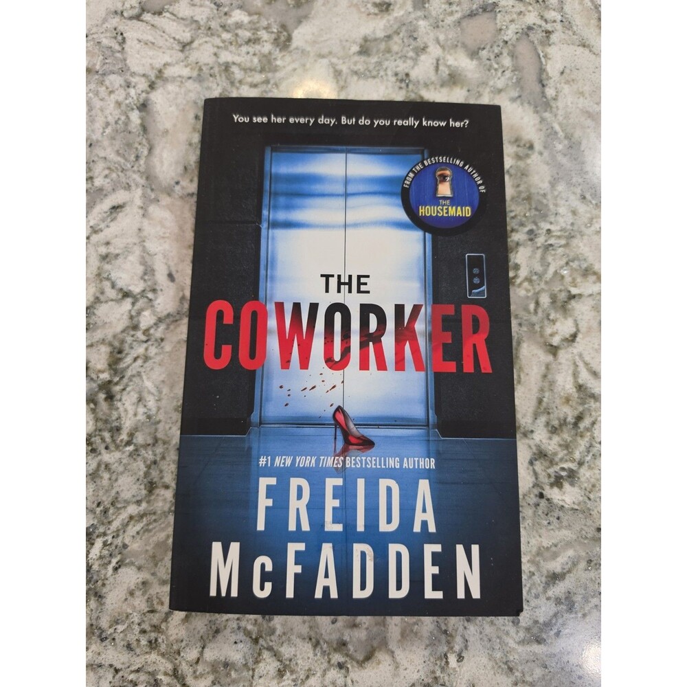 The Coworker by McFadden, Freida Paperback 9781728296203